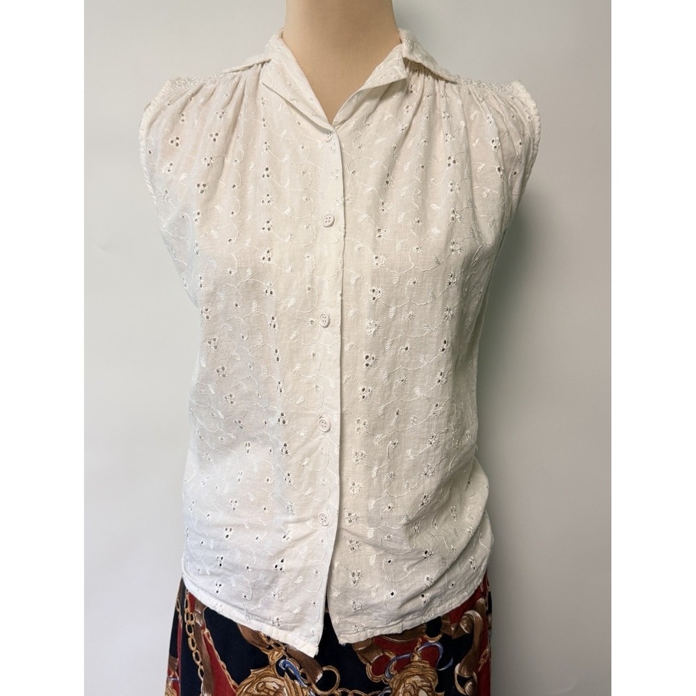 Vintage White Eyelet Lace Sleeveless Top Cottagecore Button Up Cowgirl Small